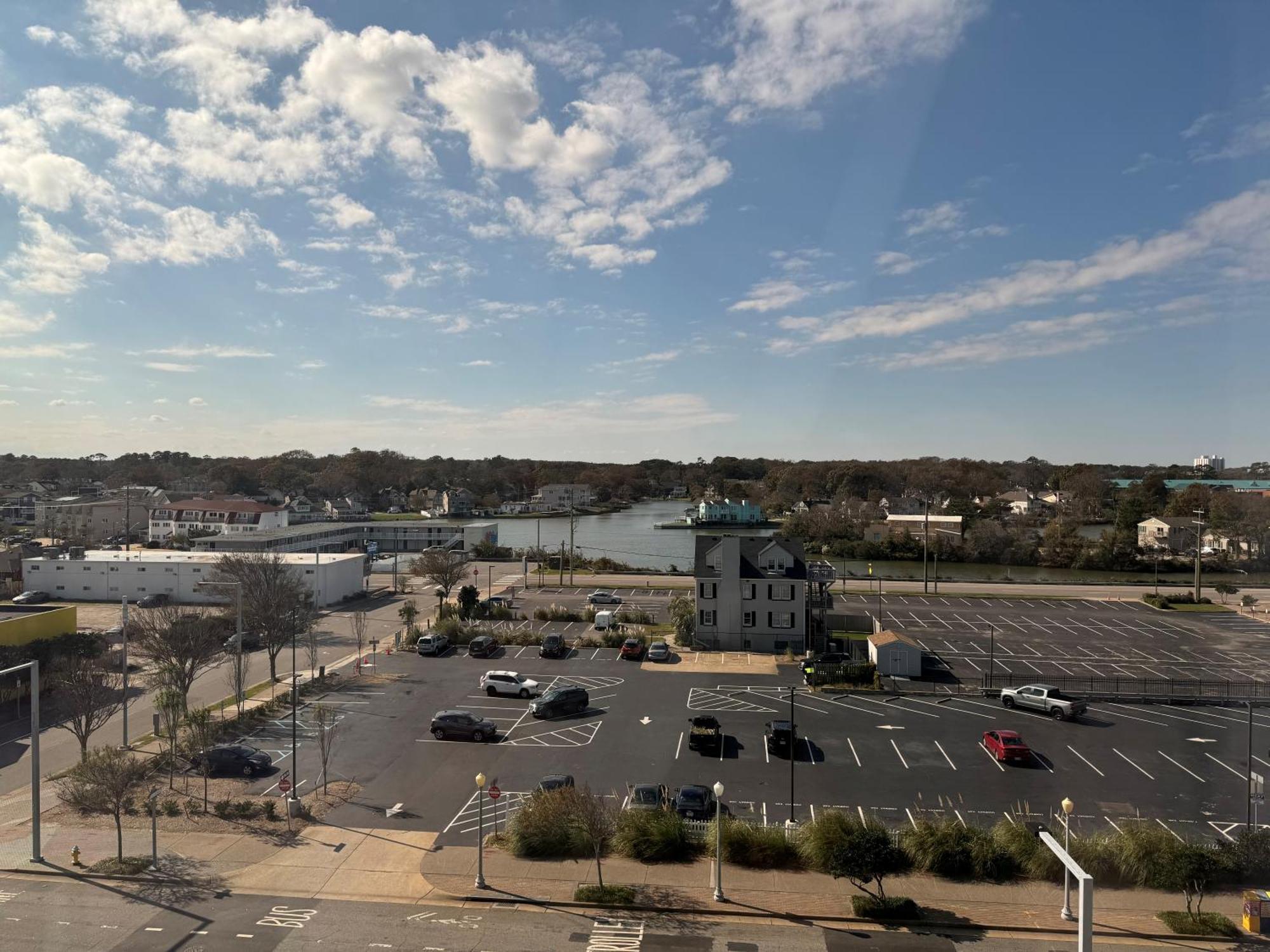 Moxy Virginia Beach Oceanfront Exterior foto